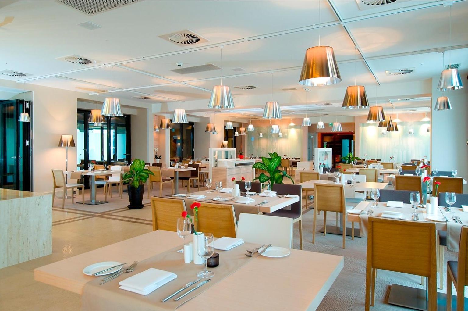 River Style Hotel & Spa Reda Restaurant foto